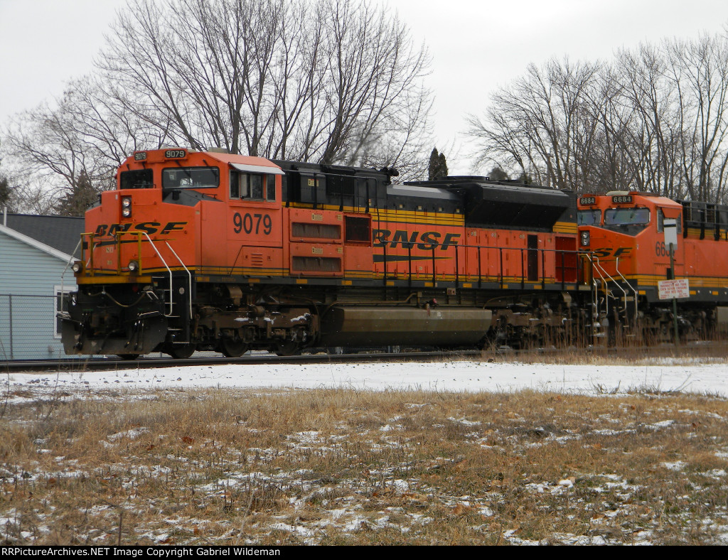 BNSF 9079 